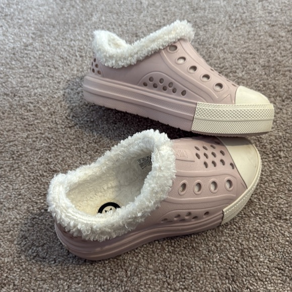 Kids Pink Slip-On Shoes - Picture 6 of 6